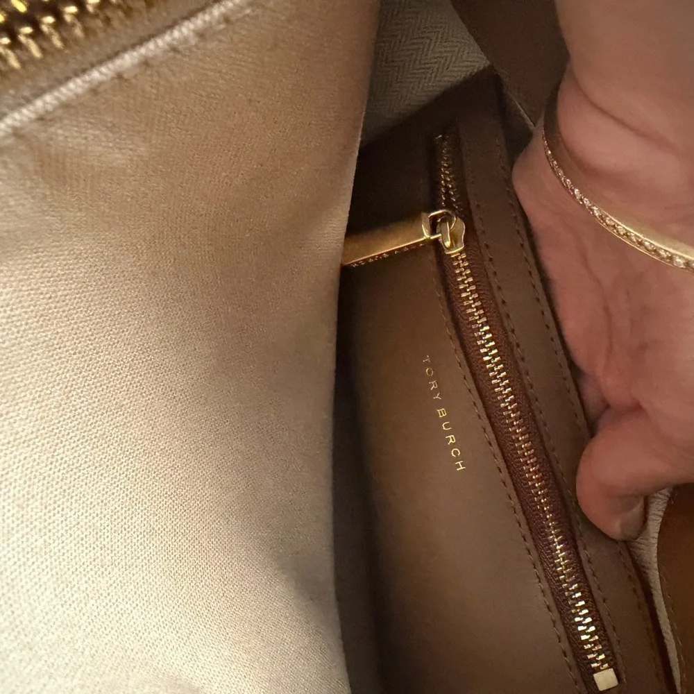 TORY BURCH Lee Radziwill Double bag Light Brown